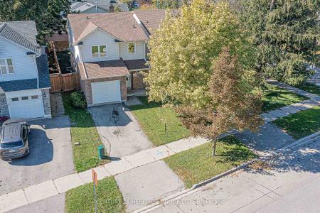 134 WALTON DRIVE, Aurora, Ontario L4G 3K4, Canada