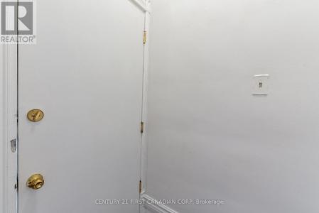 578 WATERLOO STREET, London East (east F), أونتاريو N6B 2P9, كندا