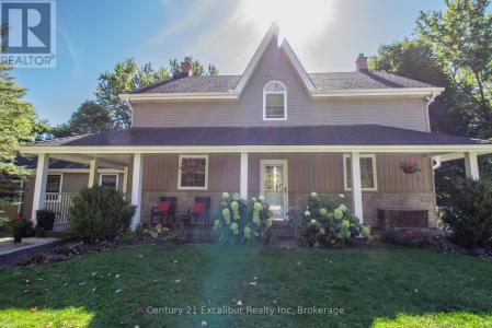 8583 SDRD 15, Centre Wellington, Ontario N0B 1J0, Kanada