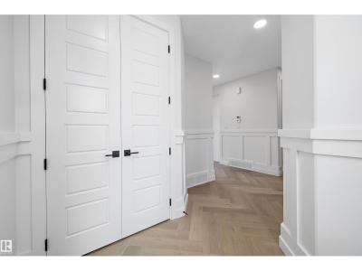 22 CANNES CV, St. Albert, אלברטה T8T 2C6, קנדה