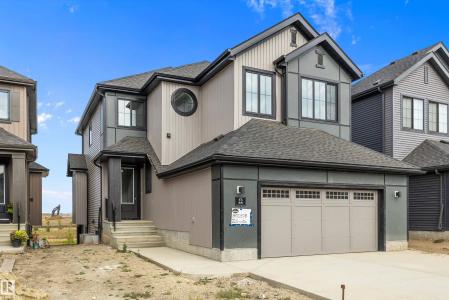 22 CANNES COVE, St. Albert, Alberta T8T 2C6, Canada