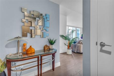 1181 SUNSET DRIVE, Kelowna, Colúmbia Britânica V1Y 0L4, Canadá