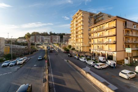 Via Due Obelischi, Gravina Di Catania, Sicilia 95030, İtalya