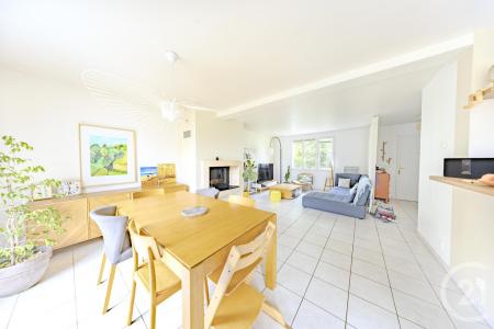 Vigneux Sur Seine, Isla De Francia 91270, Francia