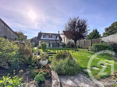 Chelles, Île-de-France 77500, France