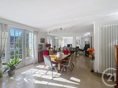 Le Plessis Trevise, イル＝ド＝フランス 94420, アキタン