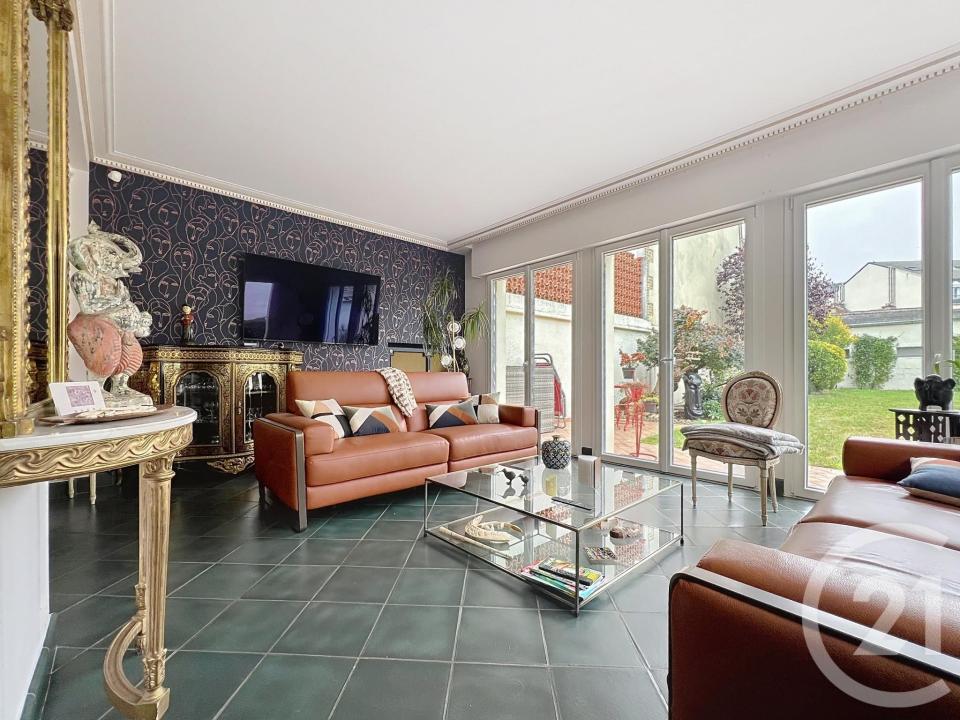 Reims, Champagne-Ardenne 51100, France