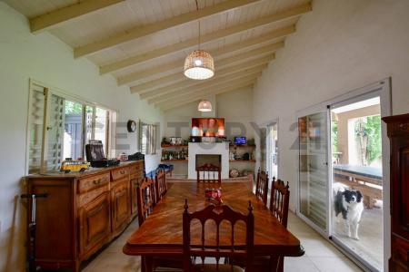 16 e/ 462 y 464 , La Plata, GBA Sur 1900, Argentina