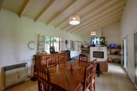 16 e/ 462 y 464 , La Plata, GBA Sur 1900, Argentina