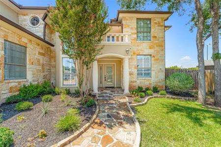 1325 Preston Trail Court, Granbury, Texas 76048