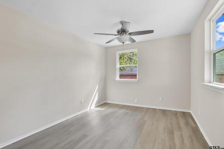 1005 E 9th, Mt Pleasant, Texas 75455, Stati Uniti