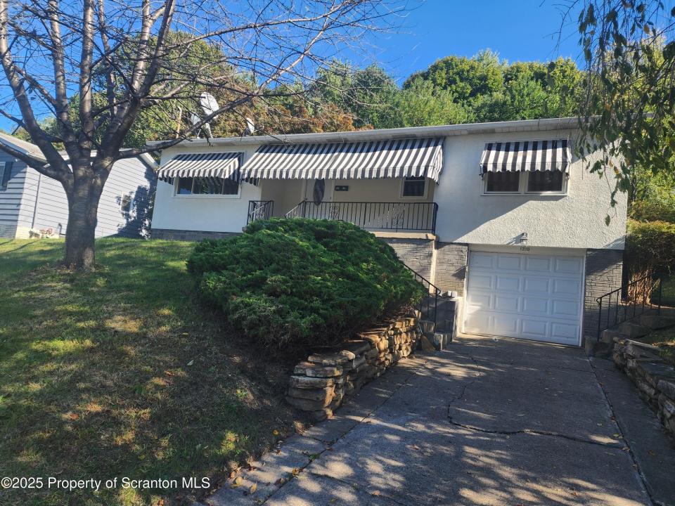 1210 Monroe Avenue, Dunmore, Pennsylvania 18509