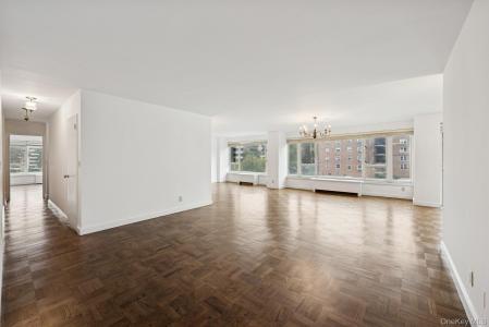 166-25 Powells Cove Boulevard unit: 3F 3F, Beechhurst, ニューヨーク 11357, アメリカ合衆国