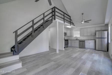 1076 Lilinoe Way, Diamondhead, Mississippi 39525, USA