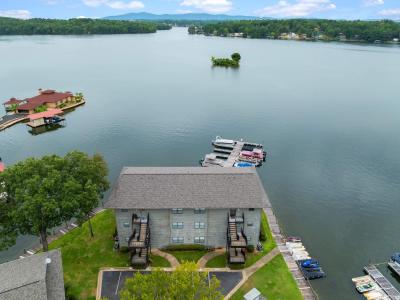 400 Farr Shores Drive, Hot Springs, Arkansas 71913