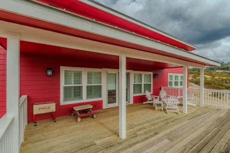 9166 Lakeside Drive, Mountain Ranch, California 95246, HOA KỲ