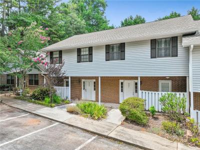 6043 Wintergreen Road, Norcross, Georgia 30093, HOA KỲ