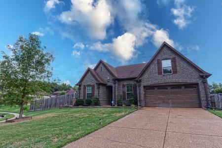 2438 Red Vintage, Cordova, 테네시 38016, 미국