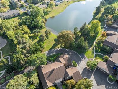 4418 Knightsbridge Lane , 3, West Bloomfield Charter Township, Мичиган 48323, Соединенные Штаты