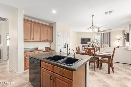 18065 W PURDUE Avenue, Waddell, Arizona 85355, Estados Unidos