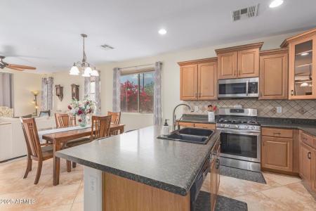 18065 W PURDUE Avenue, Waddell, Arizona 85355, Estados Unidos