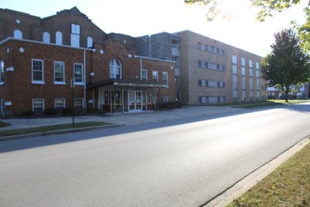 1415 27th Street, Zion, Illinois 60099, USA