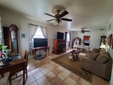 901 Augusta Street, Houston, Missouri 65483, Stati Uniti