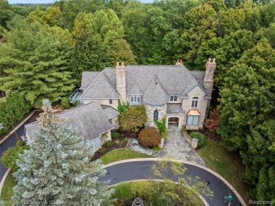 34062 Lyncroft Street, Farmington, מישיגן 48331, ארצות הברית של אמריקה 