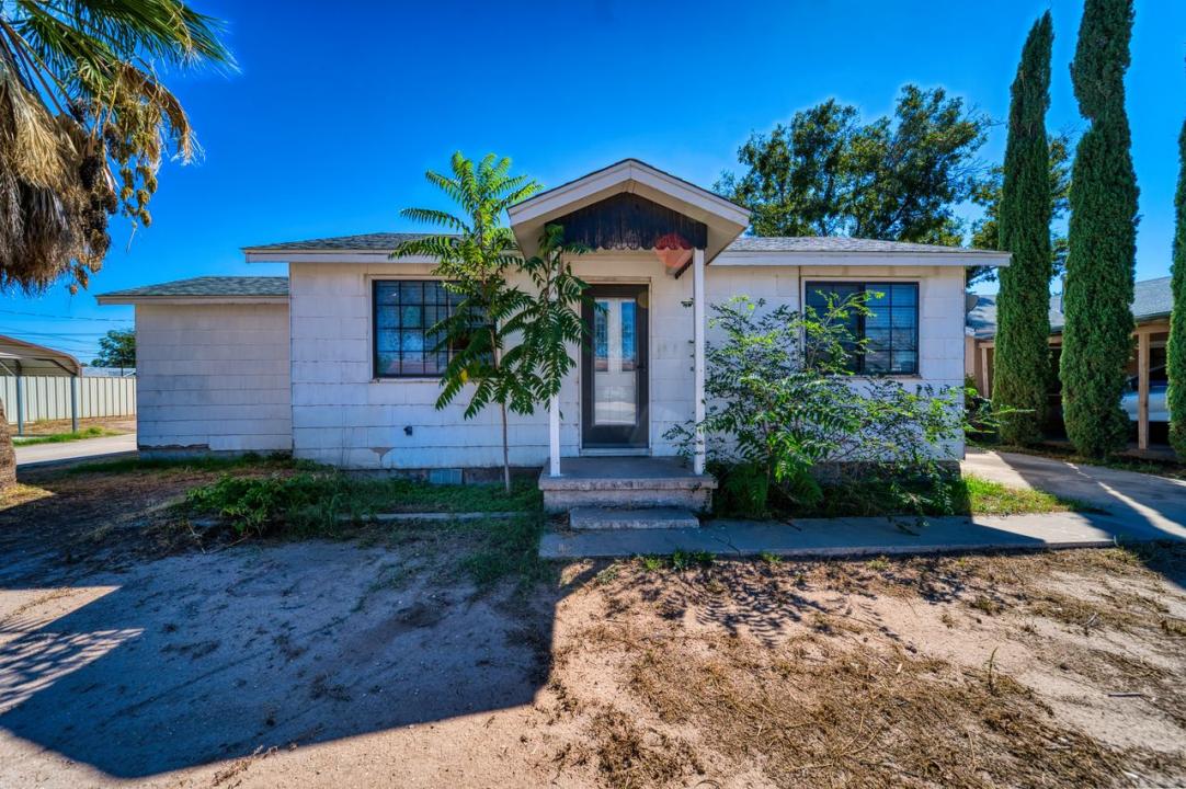 1403 W Fox Street Units A & B, Carlsbad, 新墨西哥州 88220, 美國