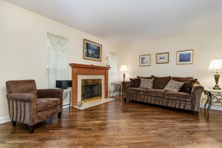 2714 Whitlock Drive, Darien, Illinois 60561, Stati Uniti