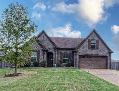 2438 Red Vintage, Cordova, Tennessee 38016, Estados Unidos