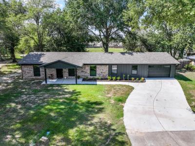1703 Arbala Rd, Sulphur Springs, Texas 75482, USA