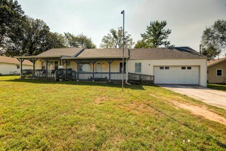 2212 East Cherry Street, Springfield, Missouri 65802, USA