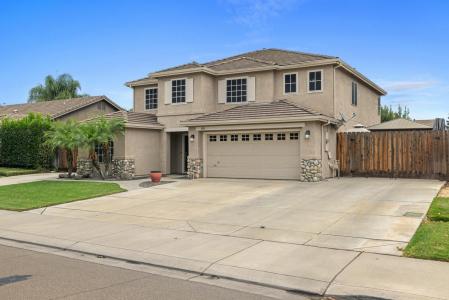 818 Travaille Way, Ripon, California 95366
