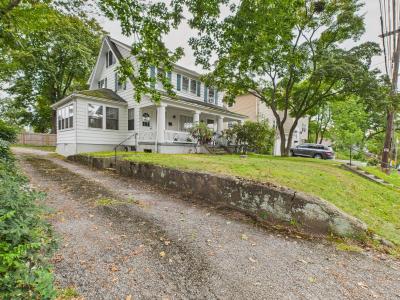 512 5th Street, Mamaroneck, New York 10543