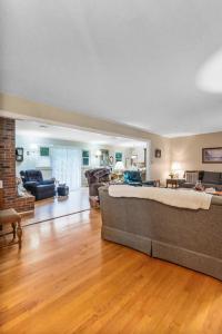 705 Northview Drive, Farmville, Virginia 23901, USA