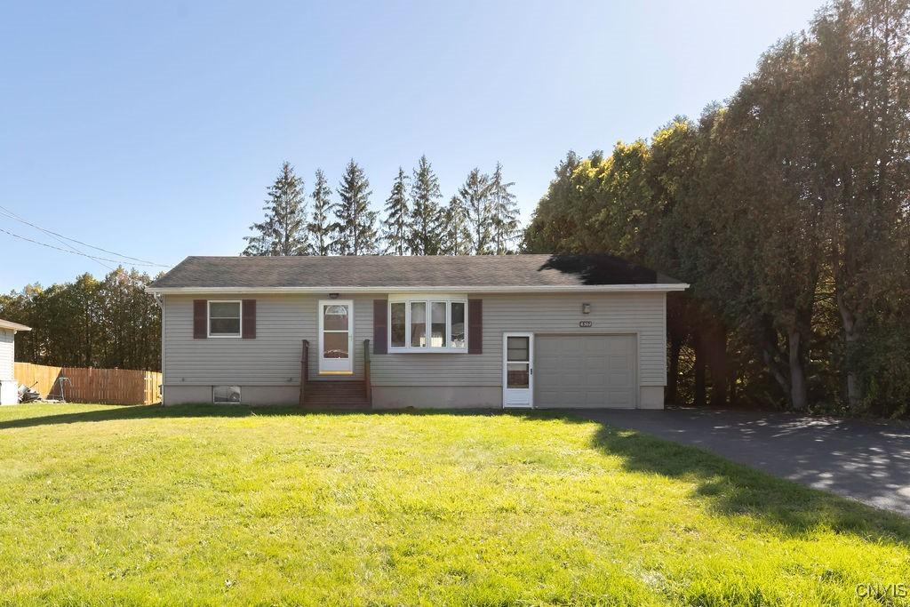 6302 Jane Lane, Cicero, New York 13039