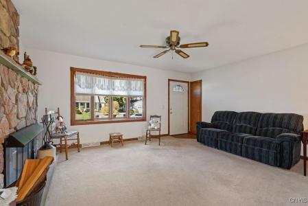 6302 Jane Lane, Cicero, New York 13039