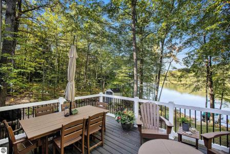 16602 Acorn Ridge Trail, Beulah, Michigan 49617, Estados Unidos