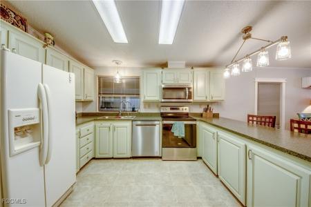 5020 Gulfgate Lane, St James City, Florida 33956