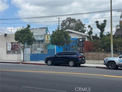 3607 Whittier, East Los Angeles, Californie 90023, États-Unis