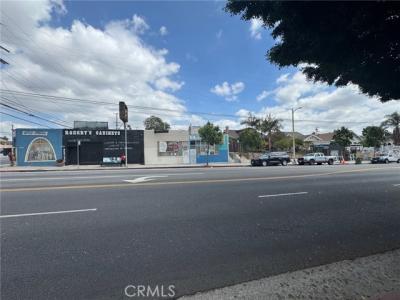 3607 Whittier, East Los Angeles, Californie 90023, États-Unis