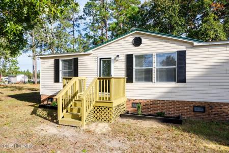 212 Heflin Road, Aberdeen, Karolina Północna 28315, USA