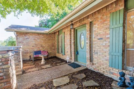 1917 Rock Creek Drive, Grand Prairie, تكساس 75050, الولايات المتحدة