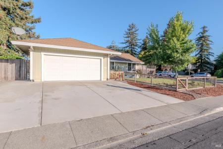 978 Eleanor Ave, Rohnert Park, California 94928