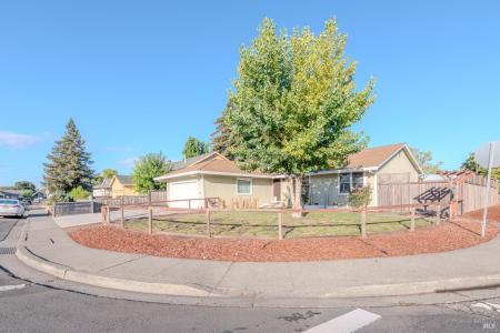 978 Eleanor Ave, Rohnert Park, California 94928