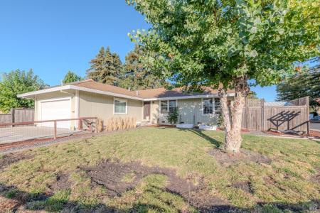 978 Eleanor Ave, Rohnert Park, California 94928