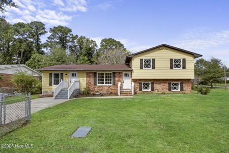 406 Carole Drive, Jacksonville, NC 28540, USA