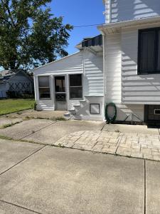 16 N End, Town Of Tonawanda, New York 14217