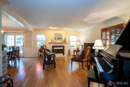 -72 Fair Acres Court, South Brunswick, New Jersey 08824, Stati Uniti